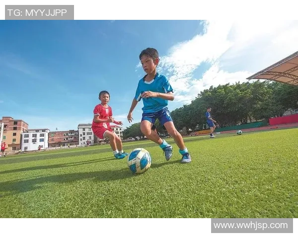 在绿茵场上追逐梦想的我心灵深处的独白与挣扎